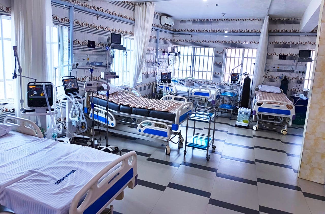Intensive Care Unit (ICU)